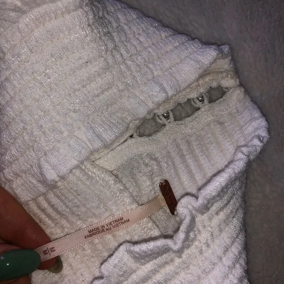 Free People Turtleneck - Picture 6 of 6